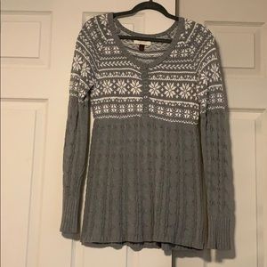 Women’s sweater